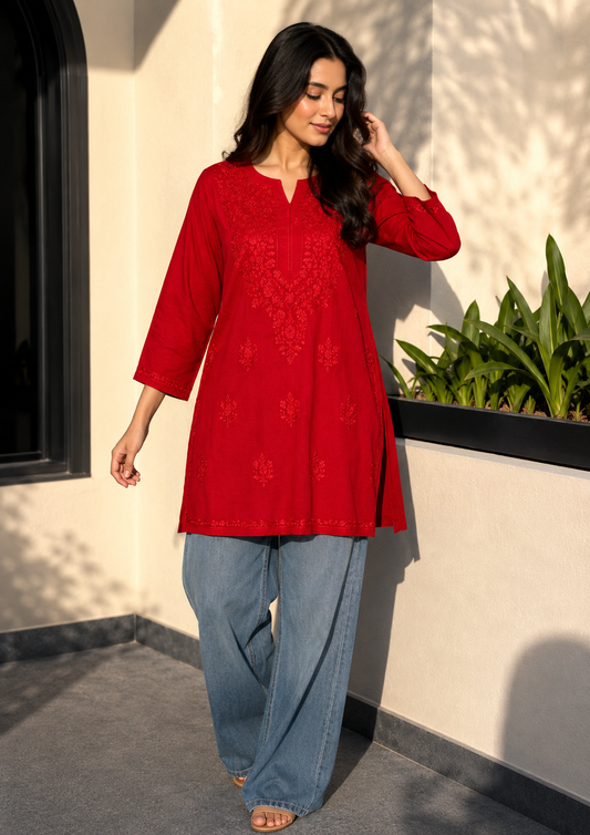 Duoriia Noor Short Chikankari Kurti