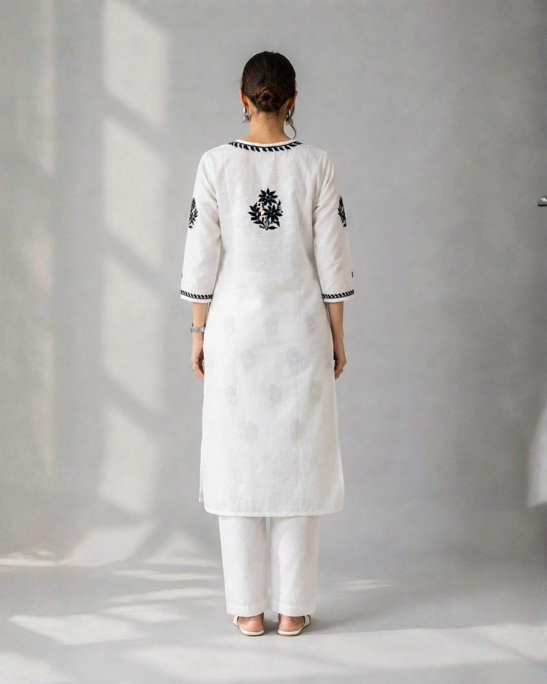 Naqsh Kurti