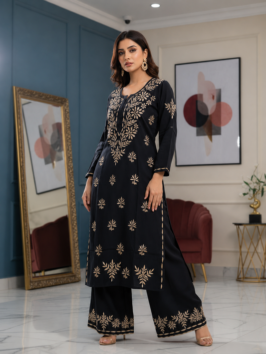 Noor-e-Zar Chikankari Set